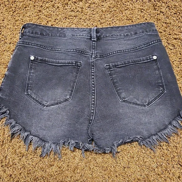 INC Denim | Stylish Black Frayed Denim Women Shorts | 29 - Picture 3 of 3